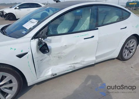 2023 Tesla Model 3 Rear-Wheel Drive z USA, uszkodzony, nr VIN 5YJ3E1EA3PF584900